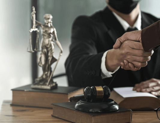 acuerdo entre personas en el derecho penal abogados