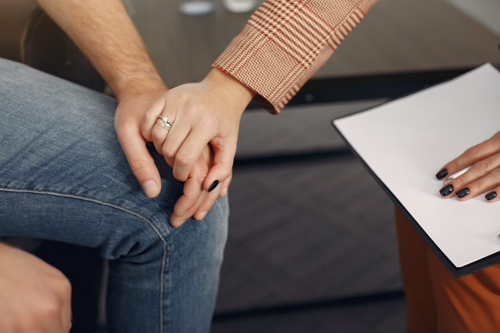 derechos-divorcio-no-trabajo